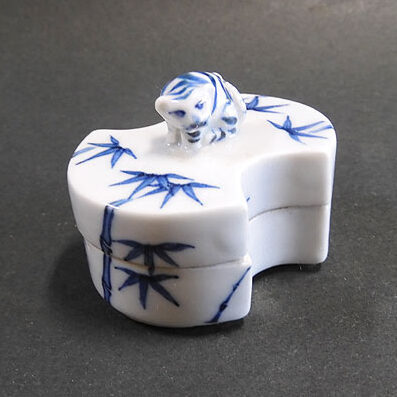 愛知県岡崎市のお客様より茶道具買取で香合を買取ました
