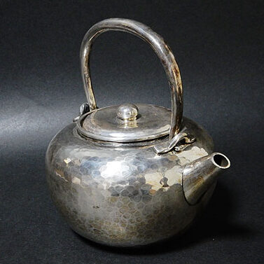 山口県下松市のお客様より茶道具宅配買取で金谷五郎三郎の銀瓶を買取ました