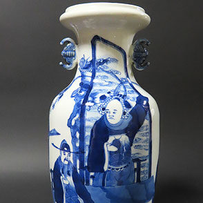 三重県のお客様より中国美術の花瓶を買取ました
