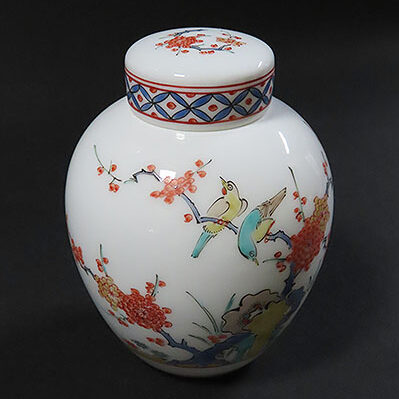神奈川県のお客様より柿右衛門の陶芸作品を買取ました
