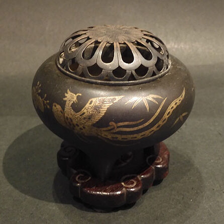 埼玉県川口市のお客様より金工作品の香炉を買取ました