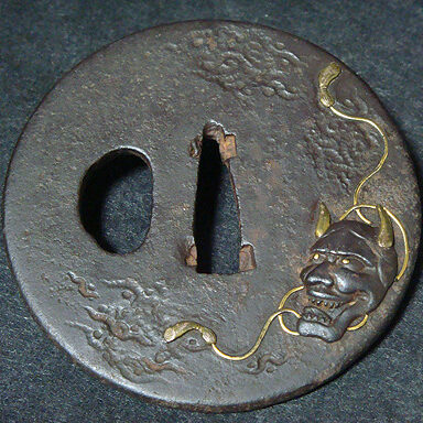 福井県坂井市のお客様より刀装具の鍔や小柄を買取ました