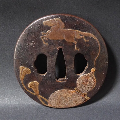 鳥取県境港市のお客様より骨董品買取で金工作品の鍔を買取ました
