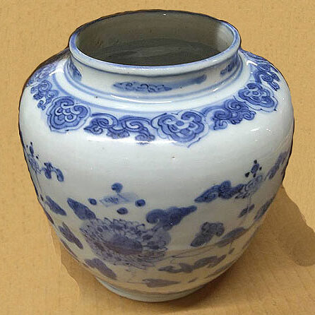 岡山県新見市のお客様より骨董品宅配買取で李朝陶磁器を買取ました