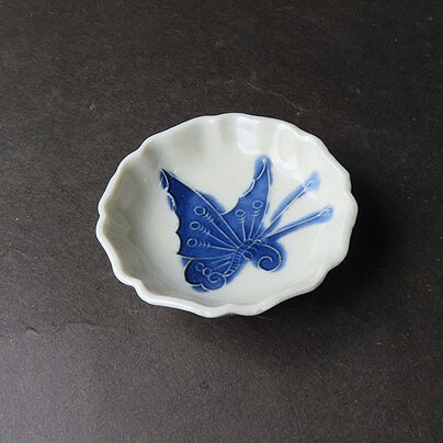 滋賀県甲賀市のお客様より骨董品出張買取で伊万里焼の陶芸作品を買取ました