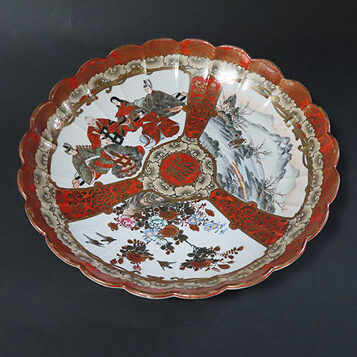 香川県のお客様より骨董品出張買取で九谷焼の陶芸作品を買取ました