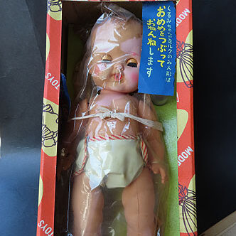 三重県鳥羽市のお客様より骨董品出張買取でアンティークの人形を買取ました