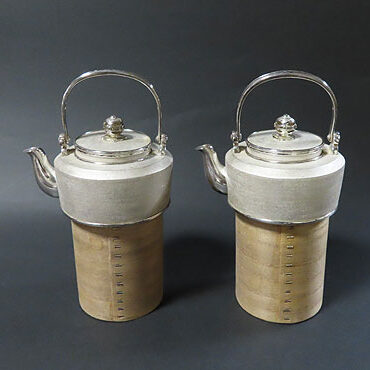 山梨県南アルプス市のお客様より茶道具宅配買取で純銀製品の銚子一対を買取ました