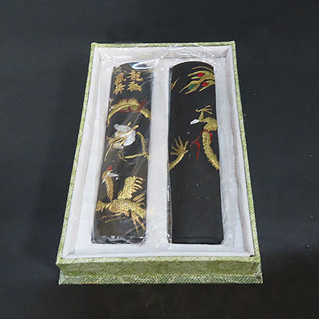 石川県のお客様より骨董品買取で中国骨董品で文房具の墨を買取ました