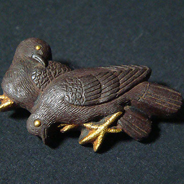 福井県坂井市のお客様より骨董品宅配買取で金工作品の飾金具を買取ました