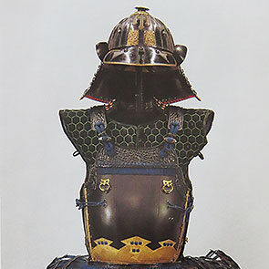 愛知県のお客様より甲冑の鎧兜を買取ました