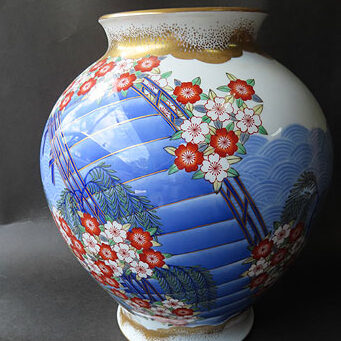 秋田県のお客様よりアンティークの部類の陶芸作品を買取ました