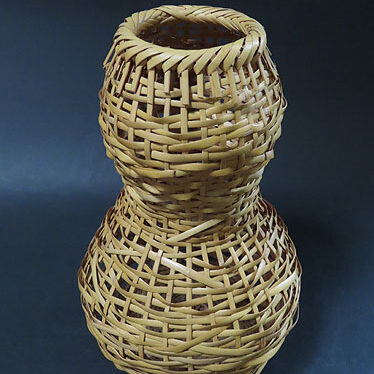 青森県のお客様より骨董品持ち込み買取で竹花籠を買取ました