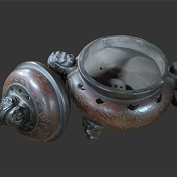 岡山県のお客様より中国美術の香炉を買取ました