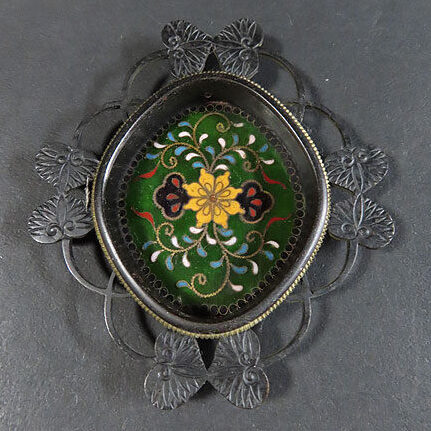 和歌山県紀の川市のお客様より骨董品宅配買取で七宝焼の引手を買取ました