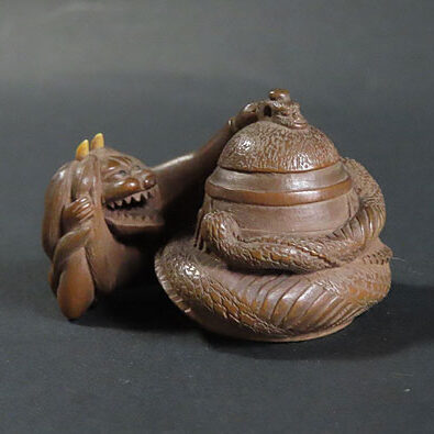 岐阜県のお客様より骨董品宅配買取で根付を買取ました