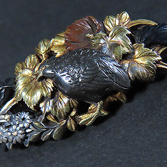 富山県のお客様より骨董品買取で刀装具の目貫を買取ました