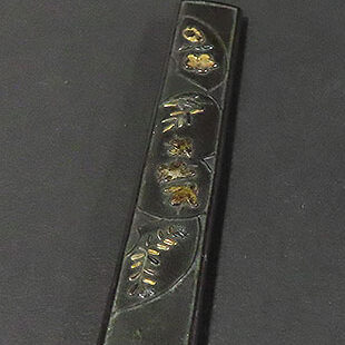 富山県砺波市のお客様より骨董品宅配買取で刀装具の小柄を買取ました