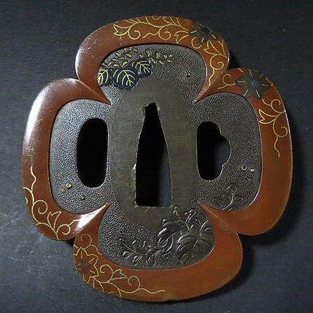 宮城県のお客様より骨董品宅配買取で刀装具の鍔を買取ました