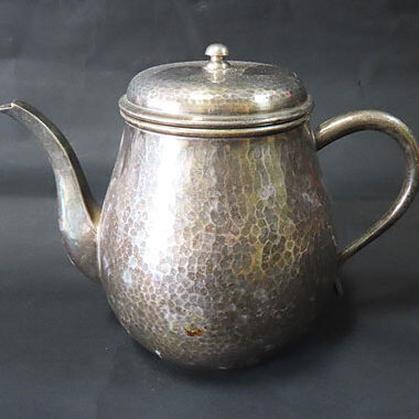 北海道帯広市のお客様より骨董品宅配買取で純銀製品の水注を買取ました