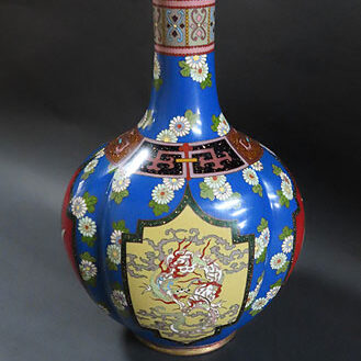 青森県のお客様より骨董品宅配買取で七宝焼の花入を買取ました