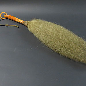 福井県のお客様より骨董品出張買取で払子を買取ました