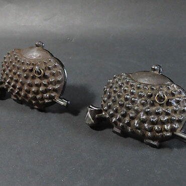 山口県周南市のお客様より骨董品持ち込み買取で釘隠しを買取ました