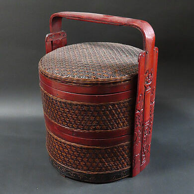 島根県雲南市のお客様より骨董品宅配買取で竹籠を買取ました