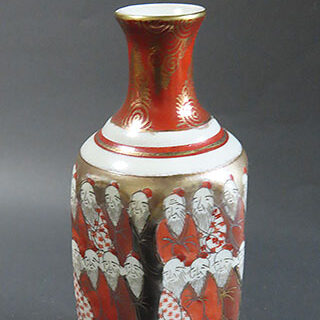 宮城県のお客様より陶芸作品の九谷焼の徳利を買取ました